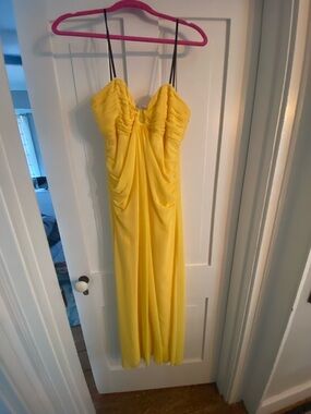Laundry By Shelli Segal Bright Yellow Strapless Ruched Evening Gown